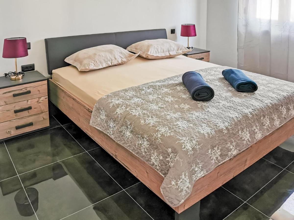 Villa Prova 1 By Interhome Jezera Bagian luar foto