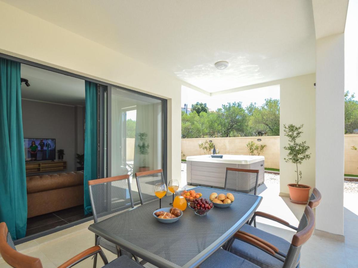 Villa Prova 1 By Interhome Jezera Bagian luar foto
