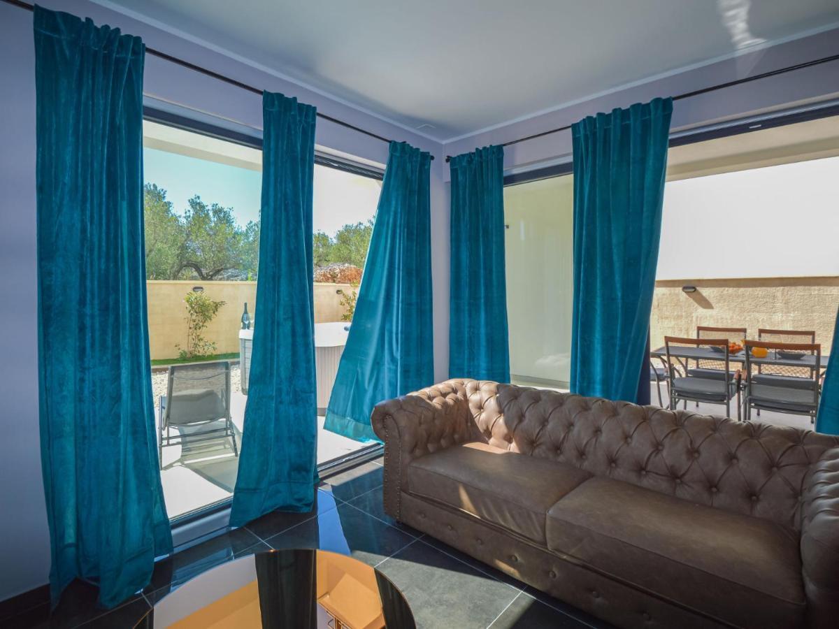 Villa Prova 1 By Interhome Jezera Bagian luar foto